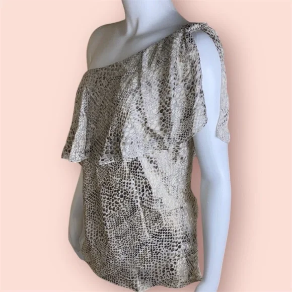 White House Black Market Asymmetrical Blouse - Picture 2 of 5